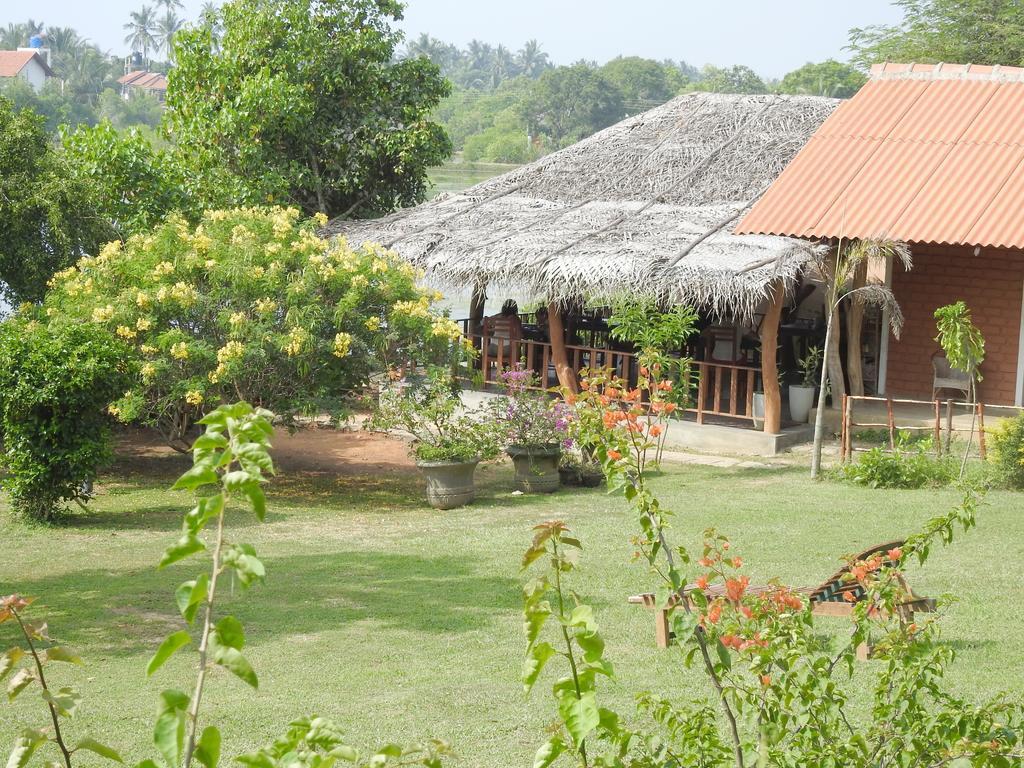 Eagles Nest Cabanas Тангалла Экстерьер фото